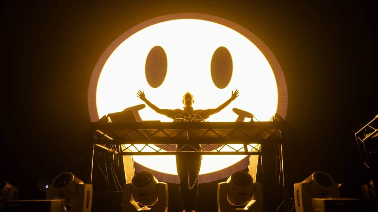 Fatboy Slim yellow smiley face Cove Manila